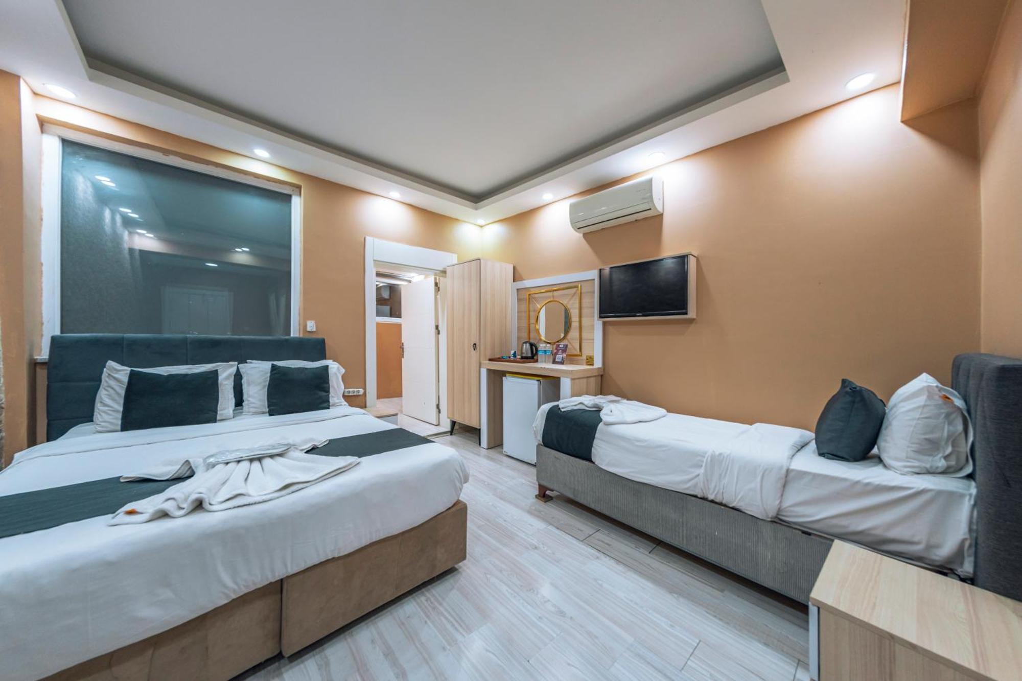 Mila Suites Taksim Istanbul Exteriör bild